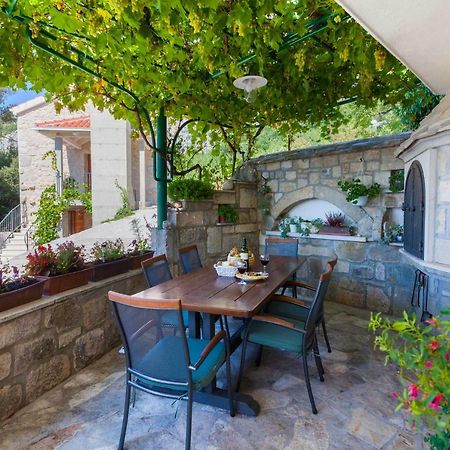 Holiday Home Lavanda Grubisic Тучепи Экстерьер фото